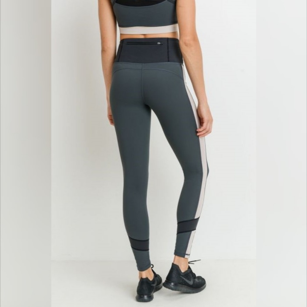 Highwaist Terra Wraparound Colorblock Full Legging - Picture 2 of 5